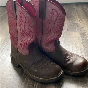Ariat Fatbabys